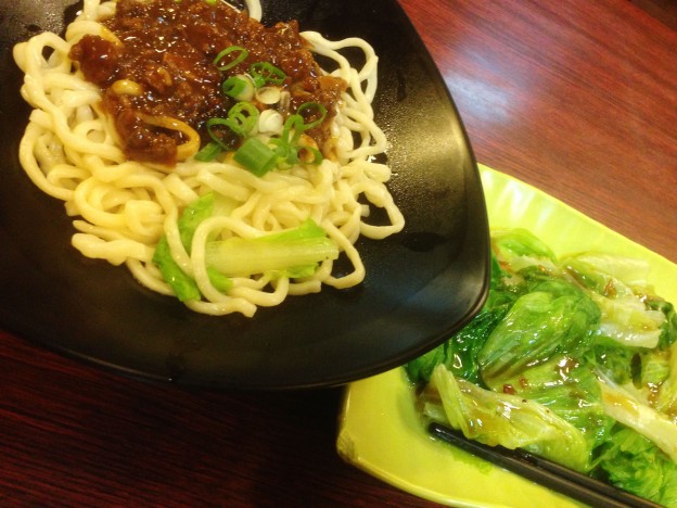 乾麺と青菜
